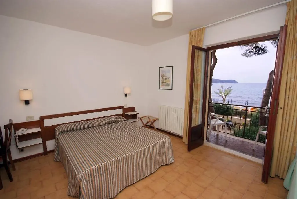 **  Hotel Voce Del Mare Capoliveri Olaszország